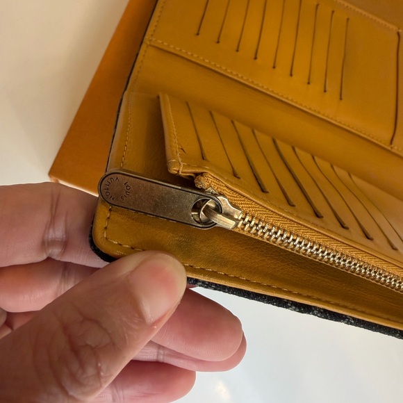 🎀 LOUIS VUITTON Black Denim Monogram Denim Amelia Wallet - Picture 9 of 15